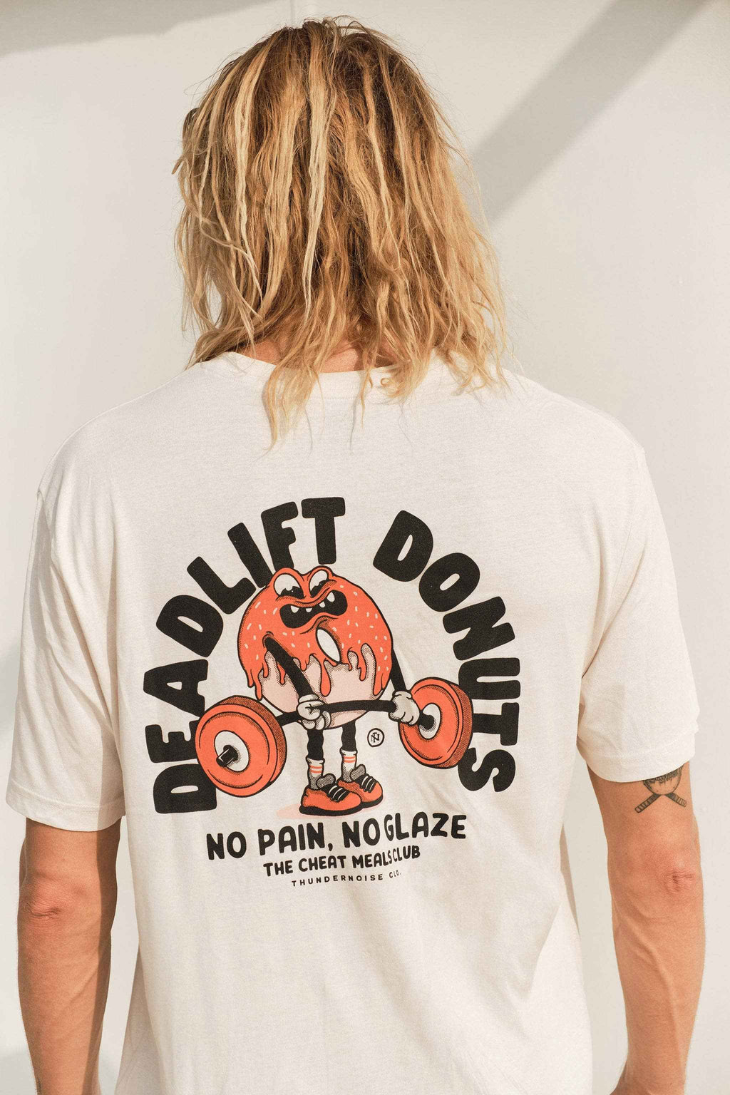 T-shirt Deadlift Donuts